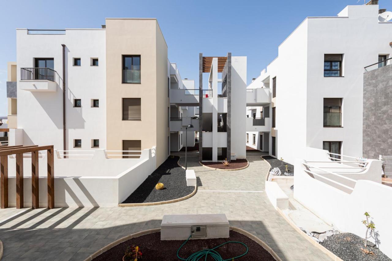 Homeforguest Apartamento En Residencia De Lujo Con Terraza Y Piscina La Guirra Esterno foto