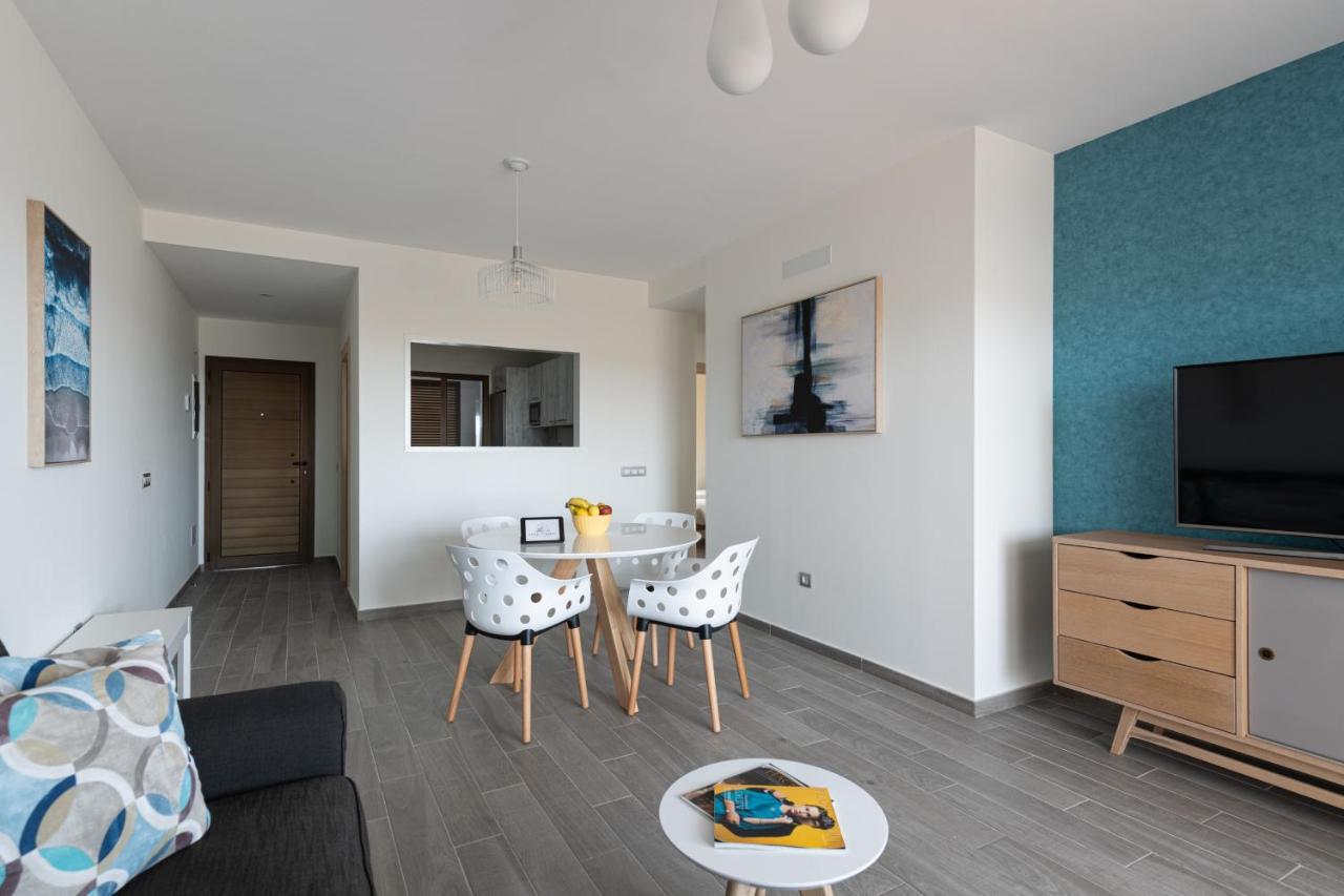 Homeforguest Apartamento En Residencia De Lujo Con Terraza Y Piscina La Guirra Esterno foto